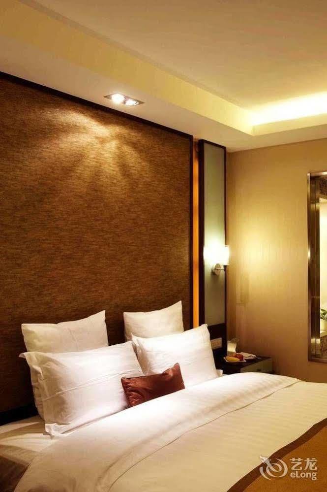 Huzhou International Hotel Exteriör bild